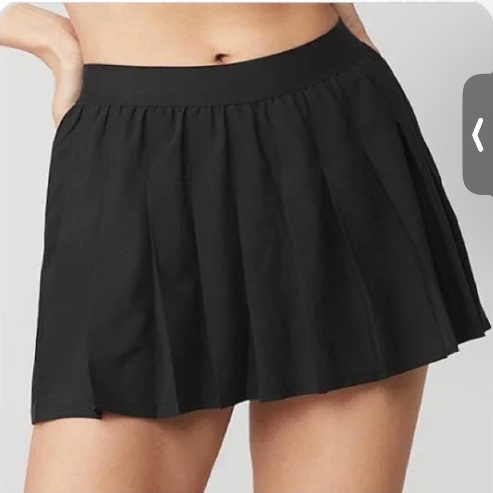 alo black skirt
